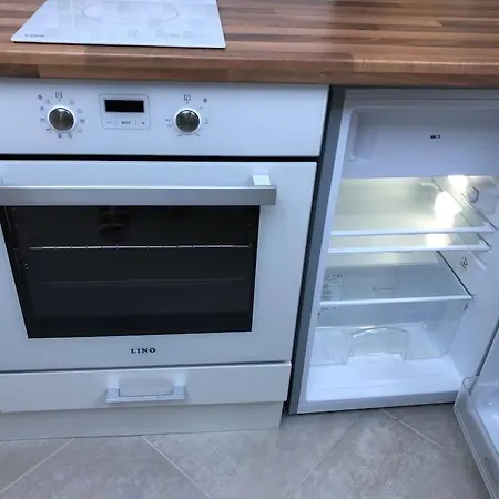 Apartment Cozy With Pool In Burgas